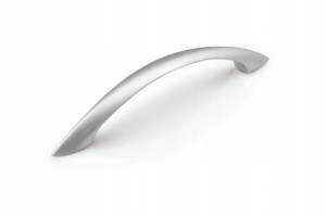 Uchwyt meblowy KLASYCZNY łezka chrom matowy 96 mm